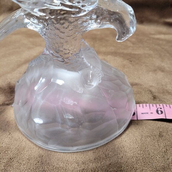 Eagle Art Glass Statue Figure on Frosted Rock Open Wings Patriotic Paperweight - Picture 9 of 11